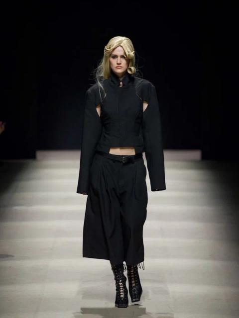 Коллекция Capparel весна-лето 2026 (111104-capparel-ss-02.jpg)