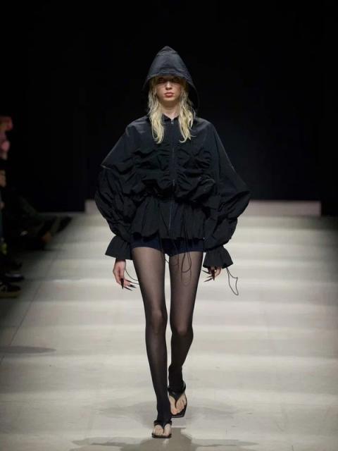 Коллекция Capparel весна-лето 2026 (111104-capparel-ss-07.jpg)