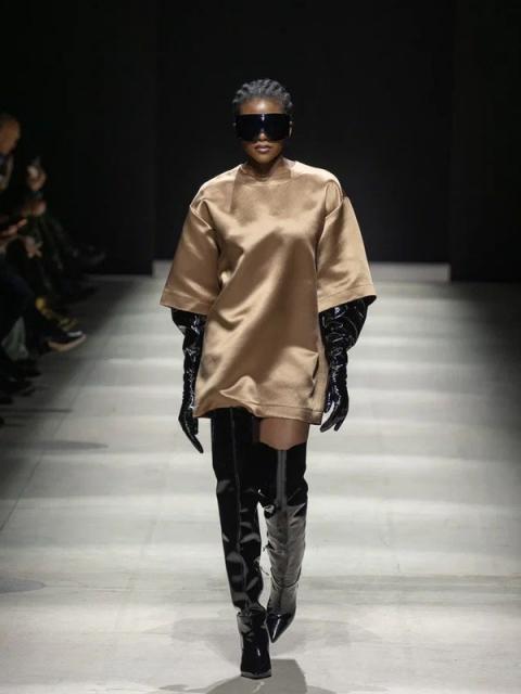 Коллекция Addicted To… осень-зима 2026/27 (111114-addicted-to-fw-05.jpg)