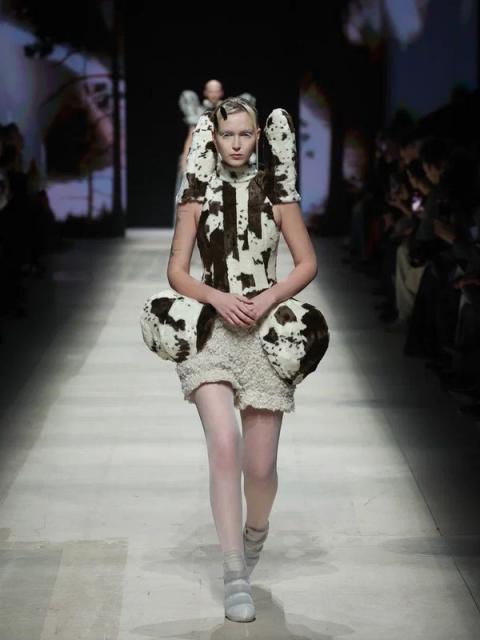 Коллекция студентов Школы дизайна НИУ ВШЭ (111156-shkola-dizayna-01.jpg)