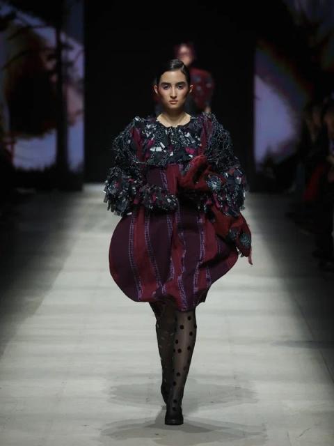 Коллекция студентов Школы дизайна НИУ ВШЭ (111156-shkola-dizayna-06.jpg)