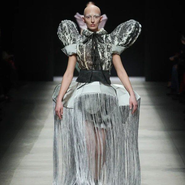 Коллекция студентов Школы дизайна НИУ ВШЭ (111156-shkola-dizayna-s.jpg)