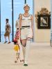 Коллекция Chanel Resort 2027 (111368-chanel-resort-03.jpg)