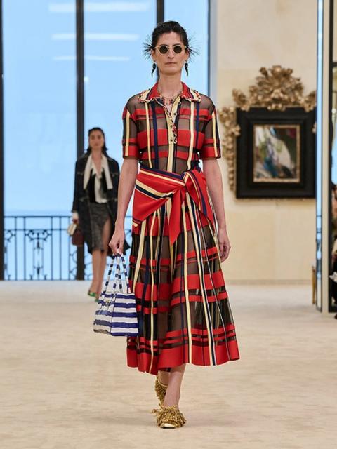 Коллекция Chanel Resort 2027 (111368-chanel-resort-12.jpg)
