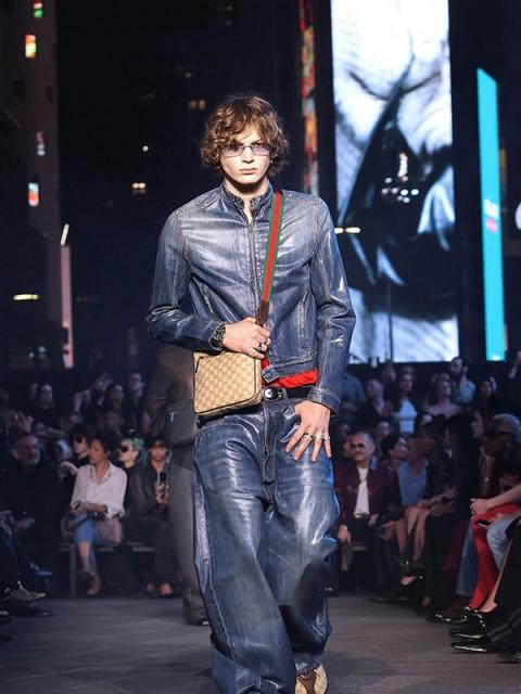 Коллекция Gucci Resort 2027 (111569-gucci-resort-01.jpg)