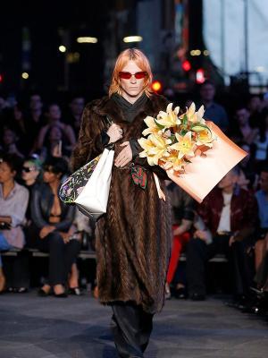 Коллекция Gucci Resort 2027 (111569-gucci-resort-02.jpg)