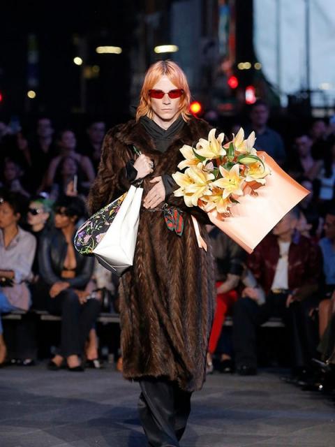 Коллекция Gucci Resort 2027 (111569-gucci-resort-02.jpg)