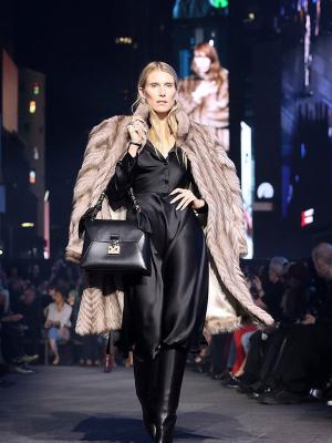Коллекция Gucci Resort 2027 (111569-gucci-resort-08.jpg)
