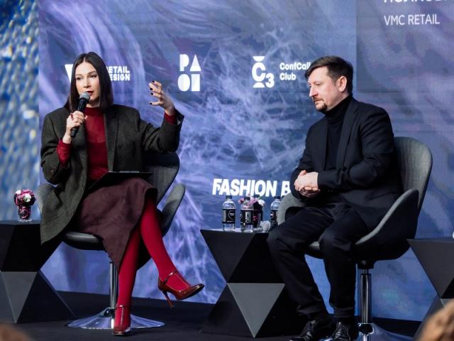 Выставка моды CPM состоится 1-4 сентября в «Крокус Экспо» (111724-collection-premiere-moscow-29.jpg) Выставка моды CPM состоится 1-4 сентября в «Крокус Экспо» (111724-collection-premiere-moscow-29.jpg)