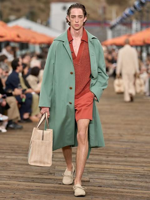 Коллекция Ermenegildo Zegna menswear весна-лето 2027 (111913-zegna-menswear-ss-03.jpg) Коллекция Ermenegildo Zegna menswear весна-лето 2027 (111913-zegna-menswear-ss-03.jpg)
