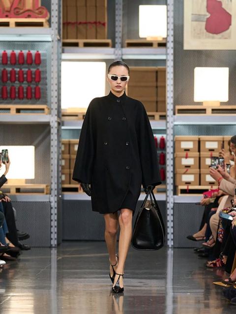 Коллекция Max Mara Resort 2027 (112028-max-mara-resort-03.jpg) Коллекция Max Mara Resort 2027 (112028-max-mara-resort-03.jpg)