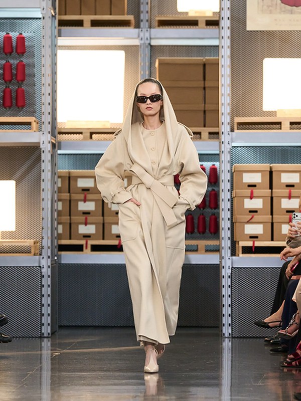 Коллекция Max Mara Resort 2027  (112028-max-mara-resort-08.jpg)