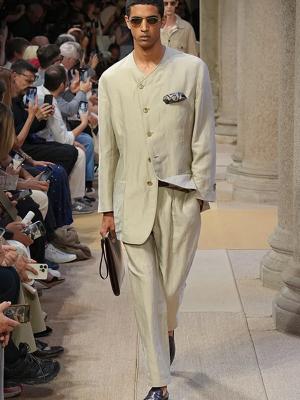 Коллекция Giorgio Armani menswear весна-лето 2027 (112071-giorgio-armani-menswear-05.jpg)