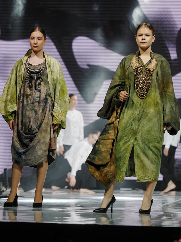 XXXV Белорусский фестиваль моды и фото «Мельница моды» (112127-xxxv-belorusskij-festival-mody-i-foto-melnica-mody-04.jpg)
