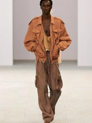 Коллекция Dries Van Noten menswear весна-лето 2027 (112251-dries-van-noten-menswear-03.jpg)