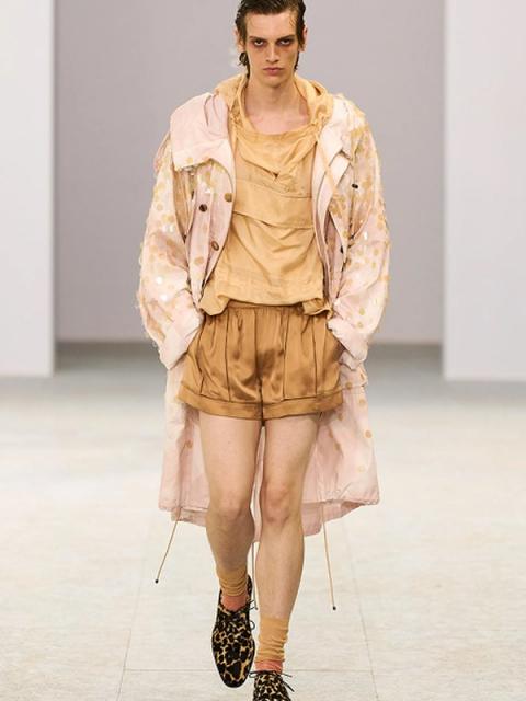 Коллекция Dries Van Noten menswear весна-лето 2027 (112251-dries-van-noten-menswear-04.jpg)