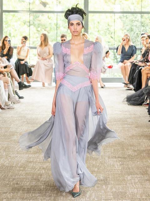 Коллекция Yanina Couture осень-зима 2026/27 (112291-yanina-fw-02.jpg)