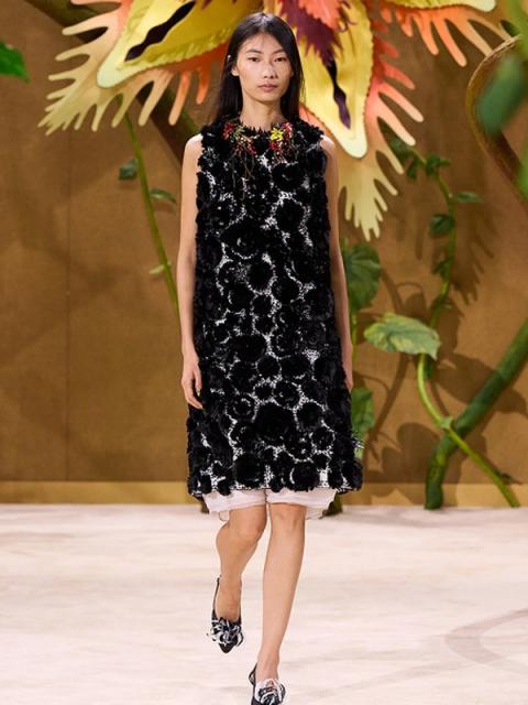 Коллекция Chanel Couture осень-зима 2026/27 (112404-chanel-couture-03.jpg) Коллекция Chanel Couture осень-зима 2026/27 (112404-chanel-couture-03.jpg)