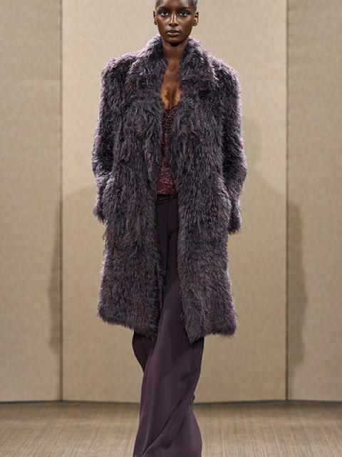 Коллекция Giorgio Armani Prive Couture осень-зима 2026/27 (112432-giorgio-armani-couture-04.jpg)