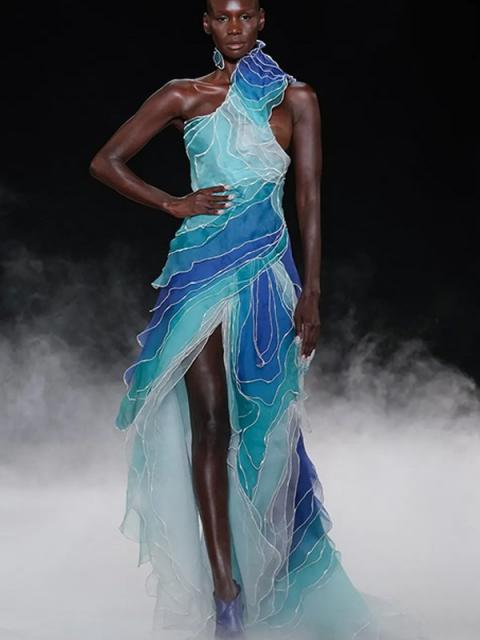 Коллекция Iris Van Herpen Couture осень-зима 2026/27 (112479-iris-van-herpen-04.jpg)