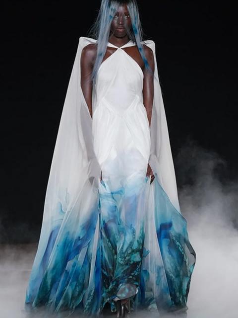 Коллекция Iris Van Herpen Couture осень-зима 2026/27 (112479-iris-van-herpen-05.jpg) Коллекция Iris Van Herpen Couture осень-зима 2026/27 (112479-iris-van-herpen-05.jpg)