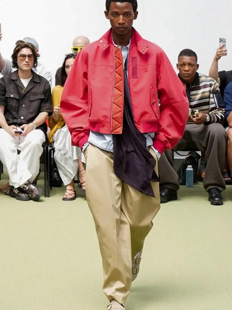 Коллекция Sacai menswear весна-лето 2027 (112563-sacai-menswear-04.jpg) Коллекция Sacai menswear весна-лето 2027 (112563-sacai-menswear-04.jpg)