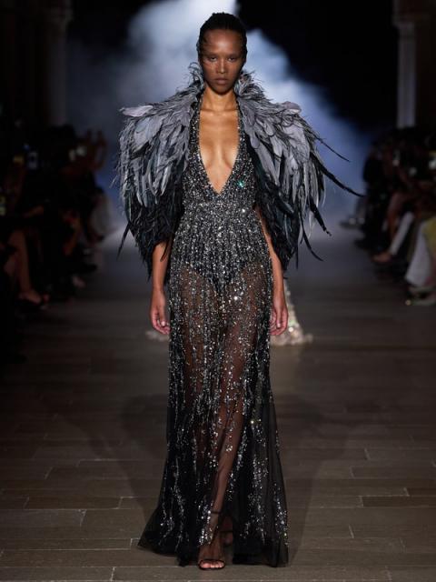 Коллекция Zuhair Murad Couture осень-зима 2026 (112595-zuhair-murad-couture-08.jpg)