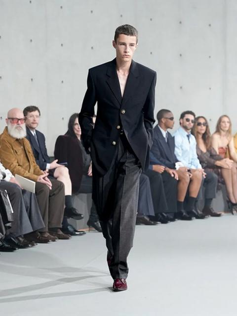 Коллекция Saint Laurent menswear весна-лето 2027 (112609-saint-laurent-menswear-02.jpg)