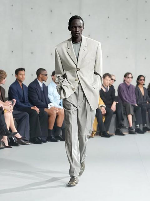 Коллекция Saint Laurent menswear весна-лето 2027 (112609-saint-laurent-menswear-b.jpg) Коллекция Saint Laurent menswear весна-лето 2027 (112609-saint-laurent-menswear-b.jpg)