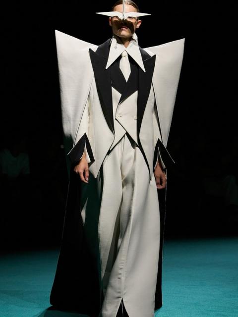 Коллекция Robert Wun Couture осень-зима 2026/27 (112657-robert-wun-couture-11.jpg) Коллекция Robert Wun Couture осень-зима 2026/27 (112657-robert-wun-couture-11.jpg)