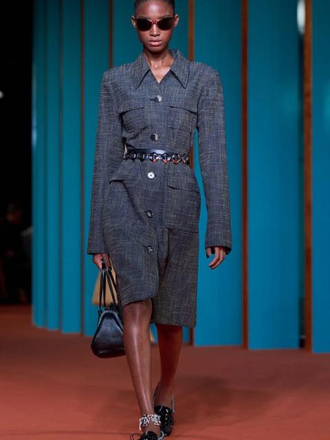 Коллекция Tory Burch весна-лето 2027 (113022-tory-burch-ss-06.jpg)