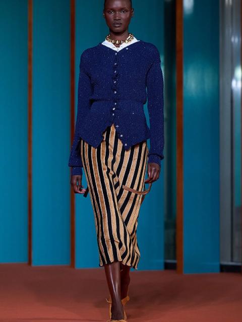 Коллекция Tory Burch весна-лето 2027 (113022-tory-burch-ss-b.jpg)