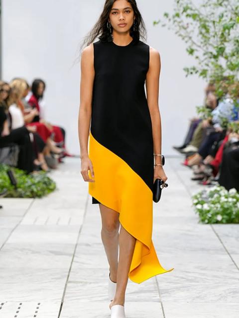 Коллекция Michael Kors весна-лето 2027 (113041-michael-kors-ss-04.jpg) Коллекция Michael Kors весна-лето 2027 (113041-michael-kors-ss-04.jpg)