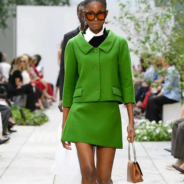 Коллекция Michael Kors весна-лето 2027 (113041-michael-kors-ss-s.jpg) Коллекция Michael Kors весна-лето 2027 (113041-michael-kors-ss-s.jpg)