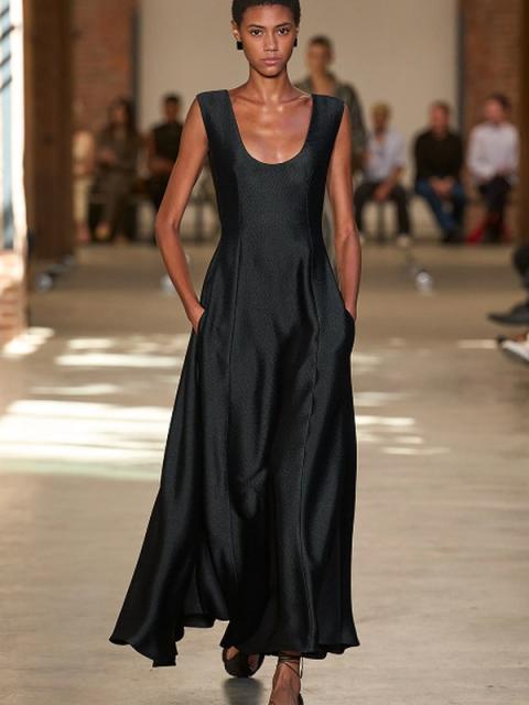 Коллекция Calvin Klein Collection весна-лето 2027 (113067-calvin-klein-ss-05.jpg)