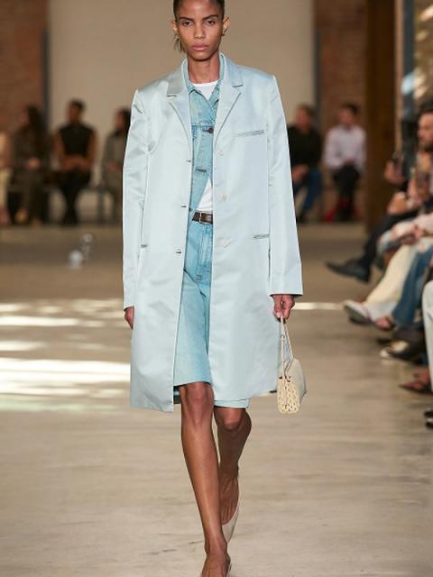 Коллекция Calvin Klein Collection весна-лето 2027 (113067-calvin-klein-ss-07.jpg) Коллекция Calvin Klein Collection весна-лето 2027 (113067-calvin-klein-ss-07.jpg)