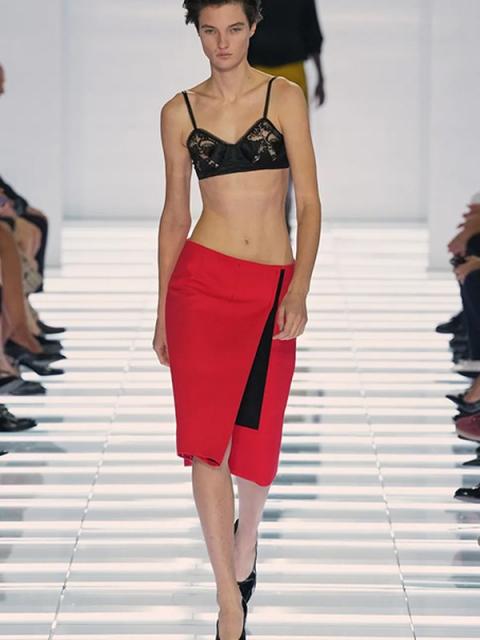 Коллекция Prada весна-лето 2027 (113104-prada-ss-b.jpg)