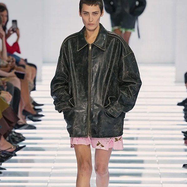 Коллекция Prada весна-лето 2027 (113104-prada-ss-s.jpg)