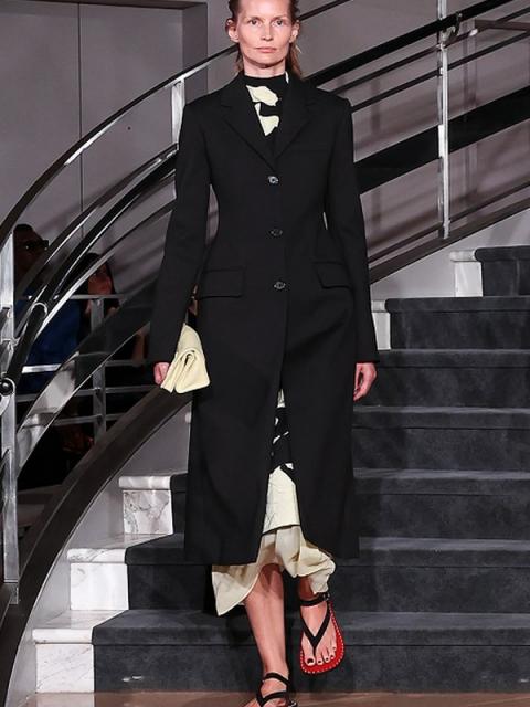 Коллекция Proenza Schouler весна-лето 2027 (113117-proenza-schouler-ss-02.jpg) Коллекция Proenza Schouler весна-лето 2027 (113117-proenza-schouler-ss-02.jpg)