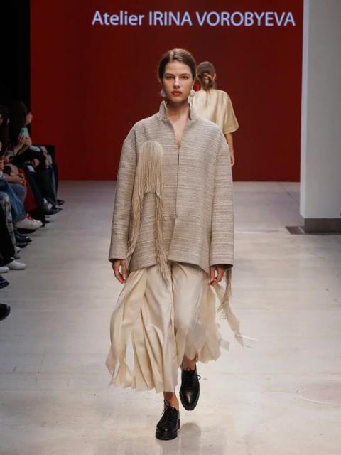 Коллекция Atelier Irina Vorobyeva, вдохновленная народным костюмом (113339-irina-vorobyova-03.jpg) Коллекция Atelier Irina Vorobyeva, вдохновленная народным костюмом (113339-irina-vorobyova-03.jpg)