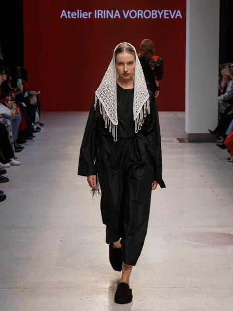 Коллекция Atelier Irina Vorobyeva, вдохновленная народным костюмом (113339-irina-vorobyova-04.jpg) Коллекция Atelier Irina Vorobyeva, вдохновленная народным костюмом (113339-irina-vorobyova-04.jpg)