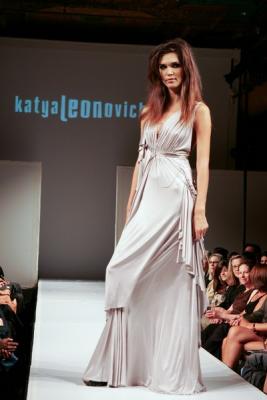 Катя Леонович на Nolcha Fashion Week (Нью-Йорк) весна-лето 2008 (11419.31.jpg)