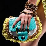 Versace и Prada: модные сумки весна-лето 2010   (17690.Sumki_.s.jpg)
