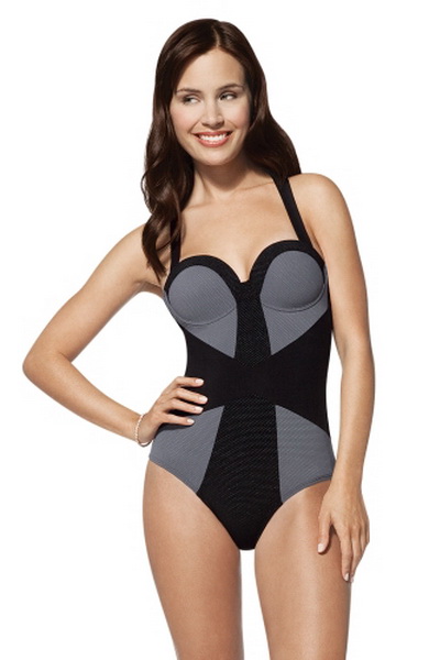 Корректирующие купальники Spanx лето 2010 (18167.Blakely.b.jpg)