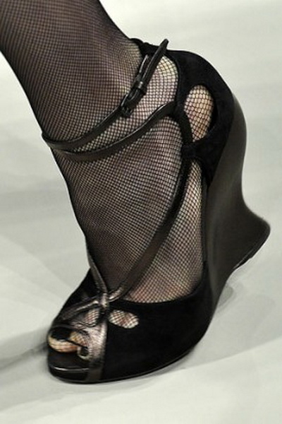 Bottega Veneta осень-зима 2010/2011 (19946.Veneta.14.jpg)