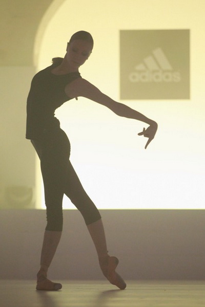 Новая коллекция весна-лето 2011 Women’s TechFit от Adidas (20510.TechFit.02.jpg)