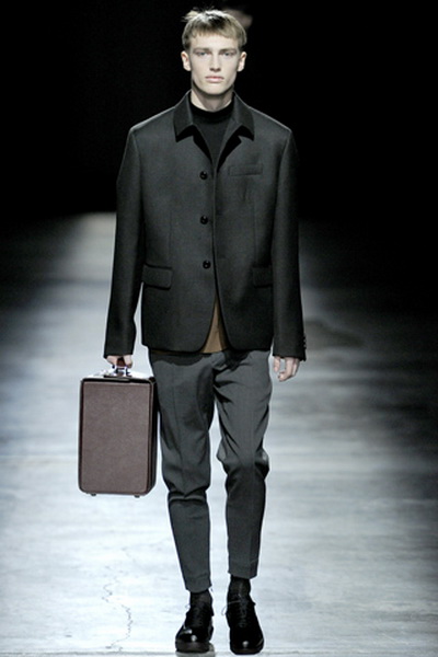 Мужские коллекции Prada и John Galliano FW-2011 (осень-зима) (22579.Prada_.02.jpg)