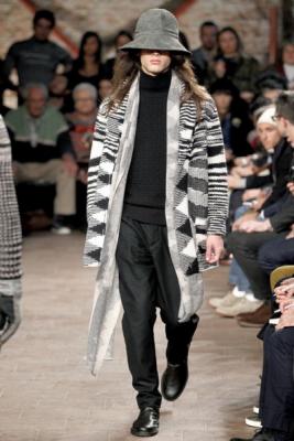 Коллекции женской и мужской одежды Missoni FW-2011/12 (осень-зима) (23052.Missioni.FW_.2011.12.19.jpg)