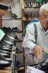 Белорусско-российское предприятие «Белвест», специализирующееся на выпуске мужской и женской обуви из натуральной кожи, в 2011 году планирует открыть в России 70 фирменных магазинов.