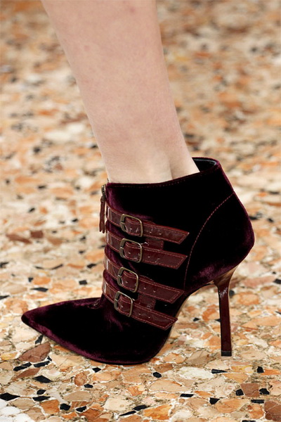 Коллекция обуви и сумок Emilio Pucci FW-2011/12 (осень-зима) (23353.Emilio.Pucci_.FW_.2011.12.03.jpg)